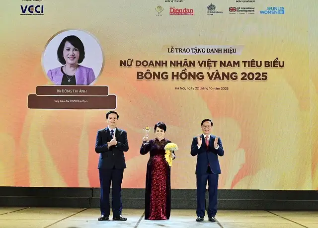 Nữ doanh nhân Đồng Thị Ánh được vinh danh Top 10 Nữ Doanh nhân Việt Nam tiêu biểu