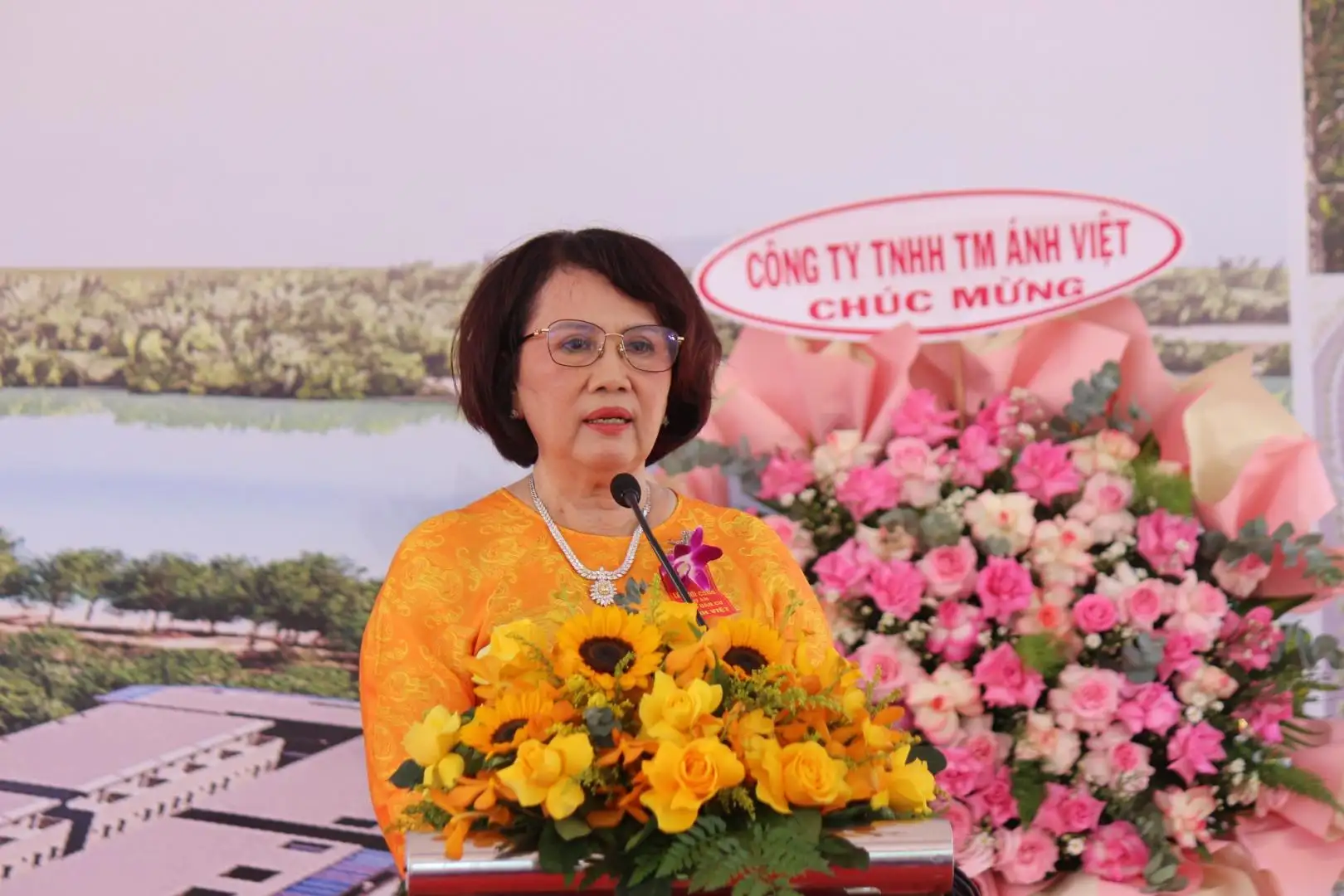 Bà Đồng Thị Ánh – Chủ tịch HĐTV Công ty TNHH Đầu tư An Việt Phát